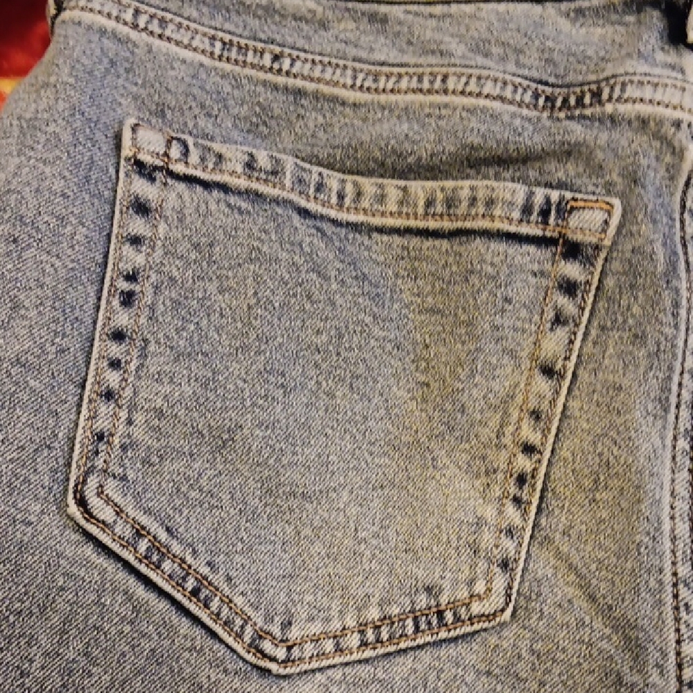 Jeans - Picture 11 of 11